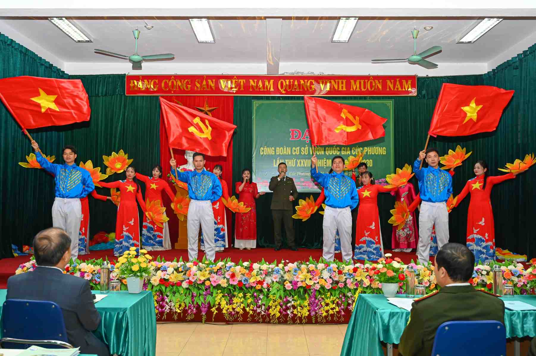 CĐCS Vườn quốc gia Cúc Phương tổ chức thành công Đại hội lần thứ XXVII, nhiệm kỳ 2025 - 2030. Ảnh: Cúc Phương