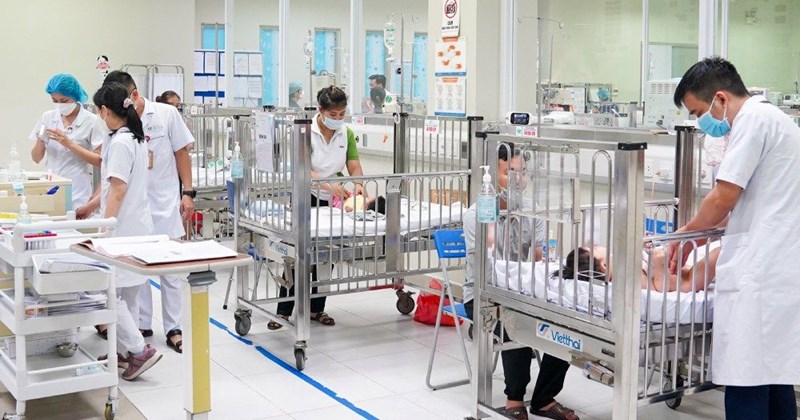 Lương cơ sở tăng lên 2,53 triệu đồng, lương bác sĩ có thể trên 20 triệu đồng