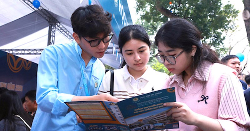 Lời khuyên cho sinh viên tài chính - kế toán trước "làn sóng" AI