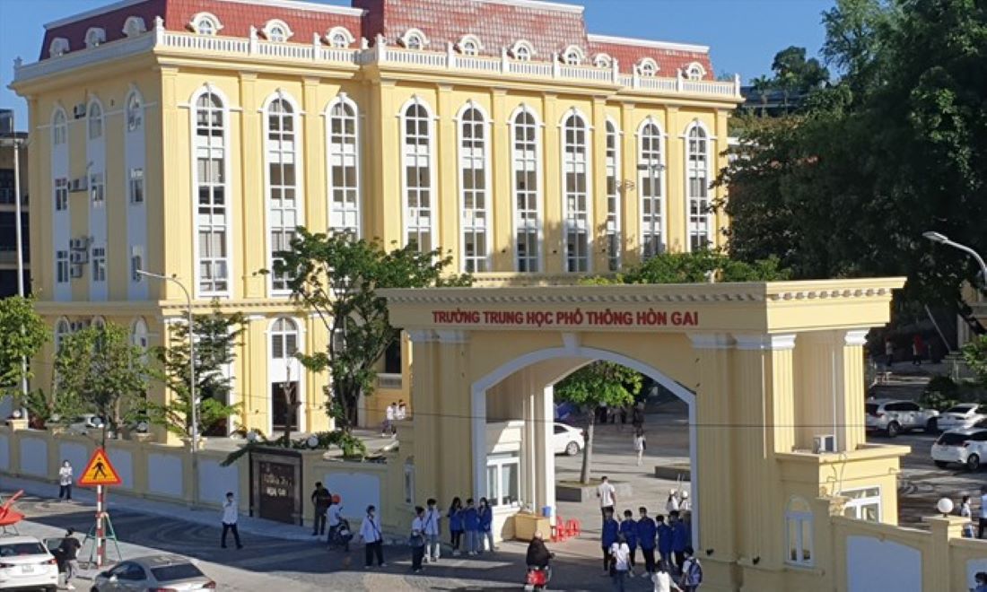 Trường THPT Hòn Gai, phường Hạ Long, tỉnh Quảng Ninh. Ảnh: Nguyễn Hùng