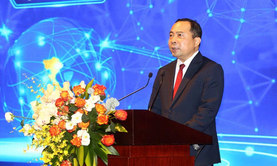 Bộ trưởng Bộ Khoa học và Công nghệ