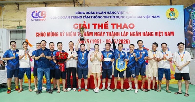 Khai mạc giải thể thao mừng 75 năm thành lập Ngân hàng Nhà nước Việt Nam