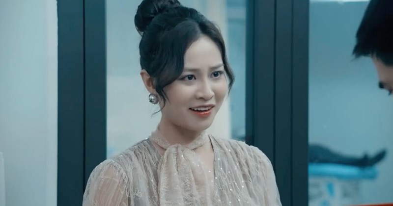 Tập 1 "Dưới ánh đèn": Chồng ghen vì vợ gần gũi hàng xóm