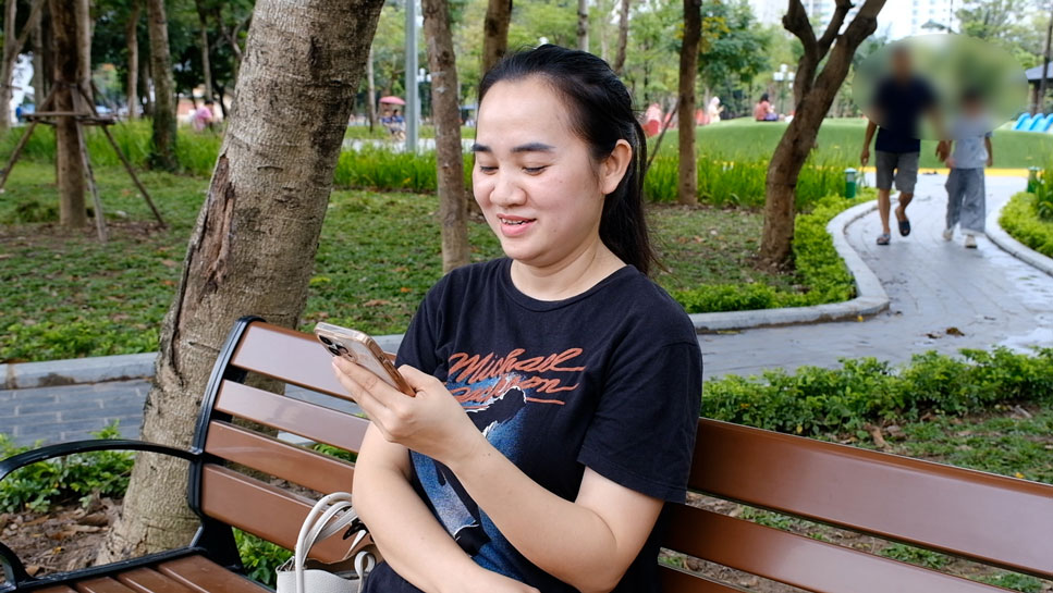Chị Hiền đồng . Ảnh: Mỹ Ly