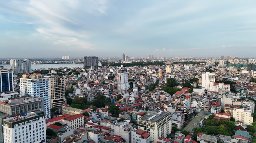 Tất cả khu dân cư mới ở Hà Nội đều bắt buộc bố trí quỹ đất cho trường học, cơ sở y tế. Ảnh: Lê Trang