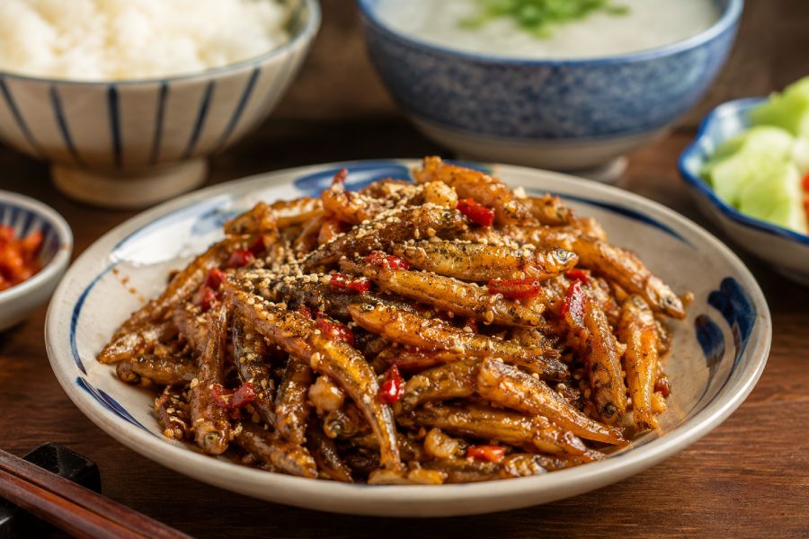 Braised anchovies. Photo: Thuy Linh