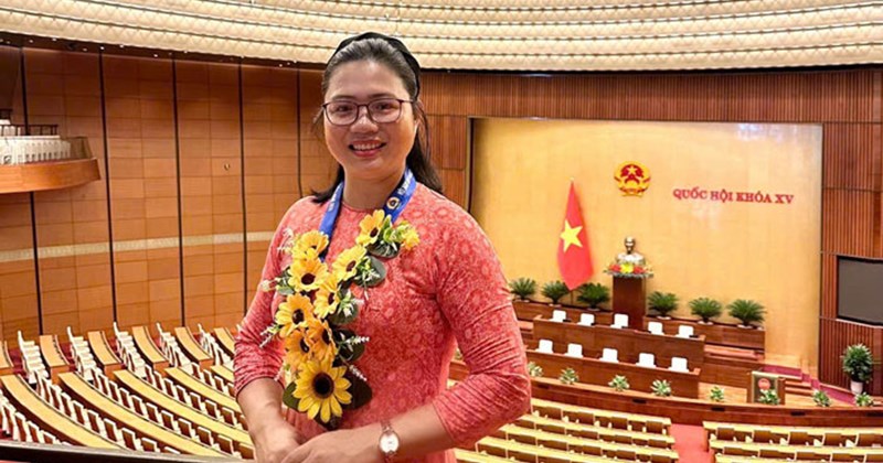 Chủ tịch Công đoàn VSIP Quảng Ngãi ủng hộ người lao động