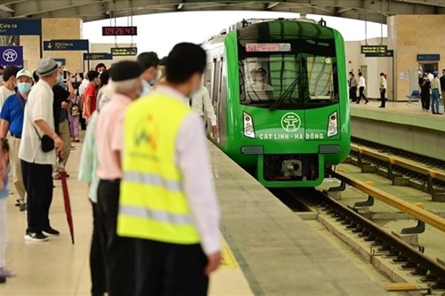 Hanoi mobilizes resources to develop urban railways. Photo: To The