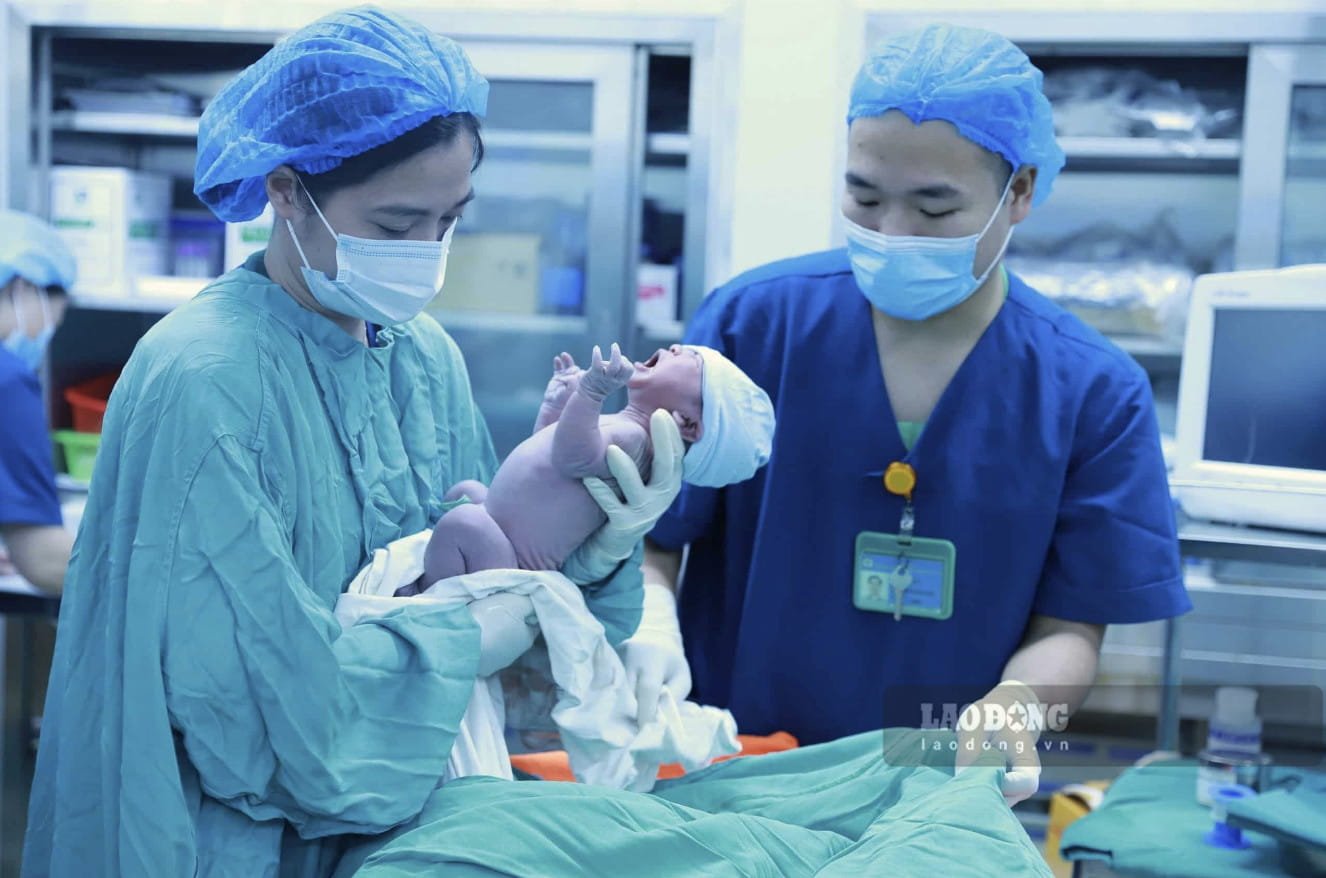 The Ministry of Health requires medical examination and treatment facilities to only notify and disclose the gender of the fetus for diagnosis and treatment according to the prescribed list. Photo: Tuong Van