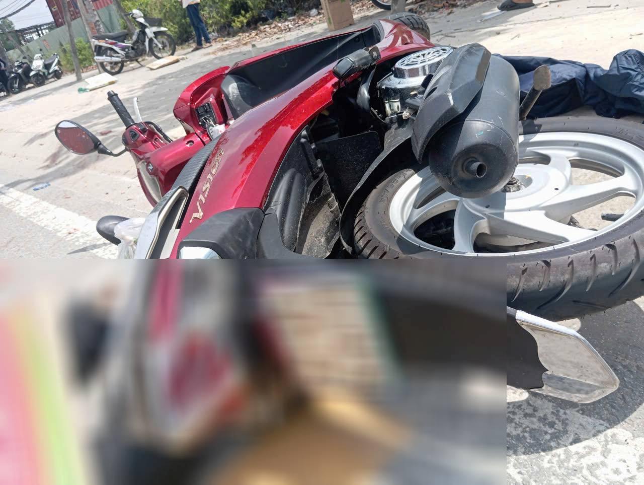Scene of the accident between a motorbike and a truck that killed the woman. Photo: Reader provided