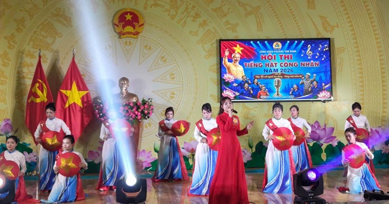 Cán bộ phường Tam Quan lan tỏa tình yêu quê hương qua tiếng hát