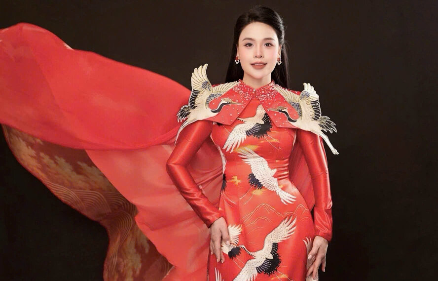 Nhat Huyen launches music project "Color of the country - Color of peace". Photo: Character provided