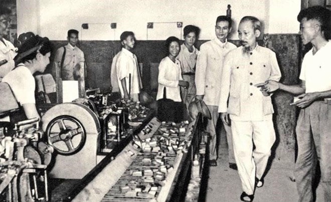 Quan điểm “dân là gốc” trong di sản, tư tưởng Hồ Chí Minh