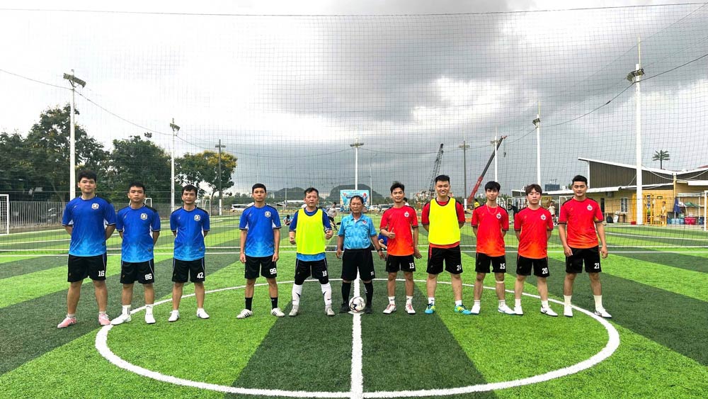 The grassroots trade union of Foster Da Nang Electronics Co., Ltd. organized the opening ceremony of the 18th Sports Festival with the enthusiastic participation of a large number of union members and employees throughout the company. Photo: Da Nang Trade Union