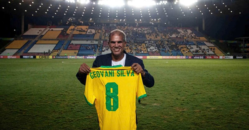 Huyền thoại bóng đá Brazil qua đời