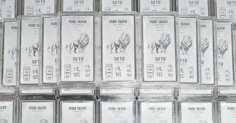Giá bạc biến động bất thường, nhà đầu tư cần lưu ý gì?