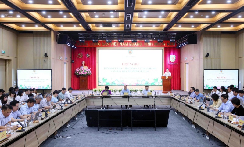 Hội nghị tổng kết việc thi hành Luật Ban hành văn bản quy phạm pháp luật. Ảnh: Bộ Tư pháp 