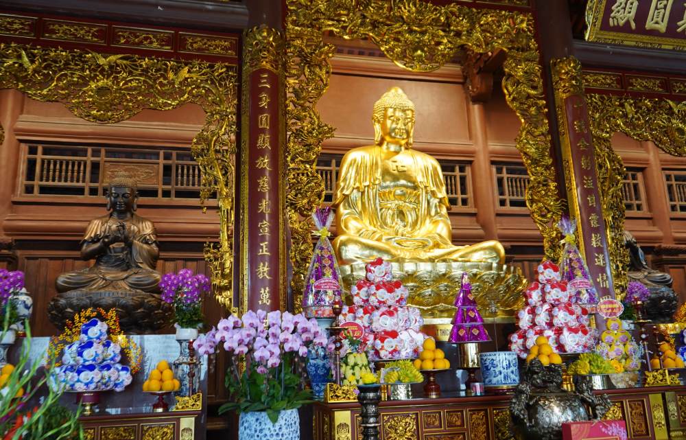 Long Hoa Pagoda is one of the pagodas that owns the system with the most Buddha statues in Hai Phong. Photo: Mai Dung