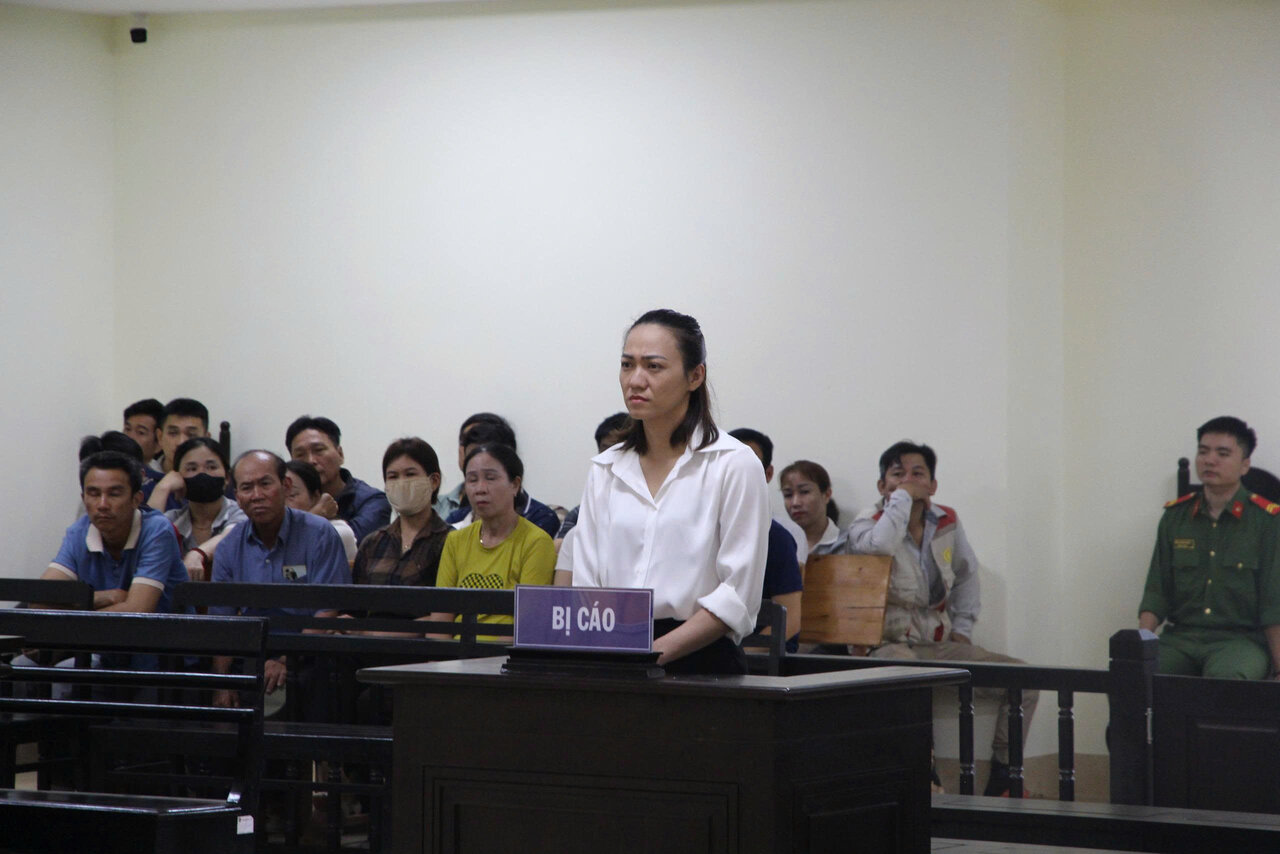 Hội đồng xét xử tòa phúc thẩm quyết định giữ nguyên mức án phạt 3 năm tù đối với nữ tài xế Lê Thị Cẩm Chi. Ảnh: Bảo Trung