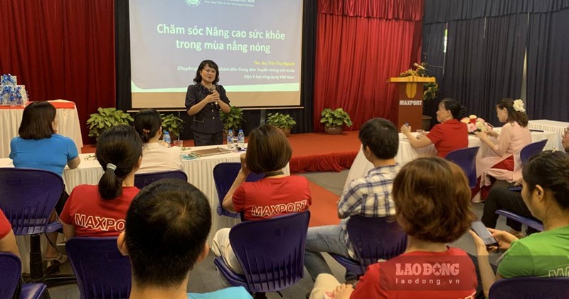 Gần 4.000 công nhân Hưng Yên được hỗ trợ y tế mùa nắng nóng