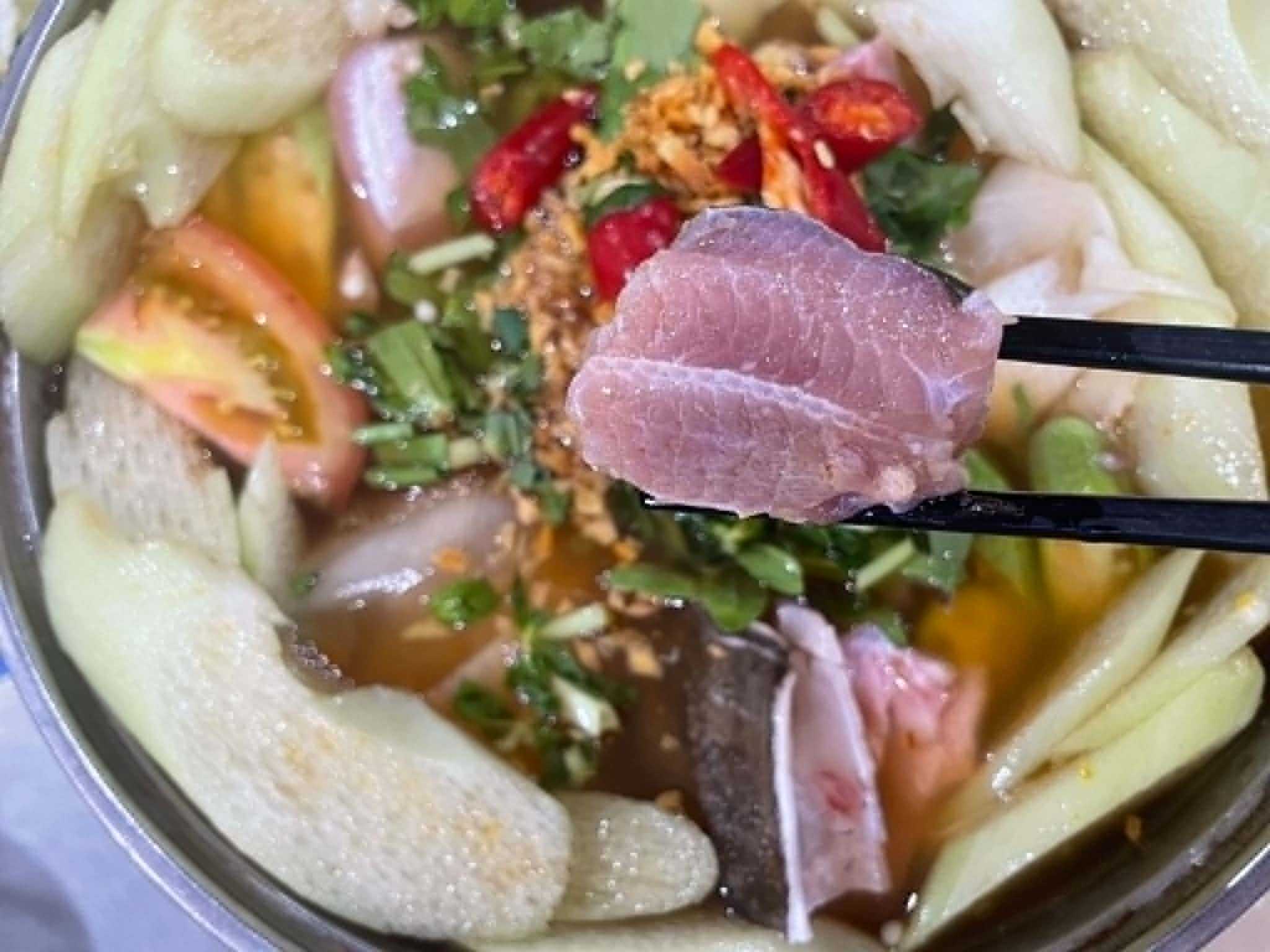 Thịt cá đuối có rất ít xương.