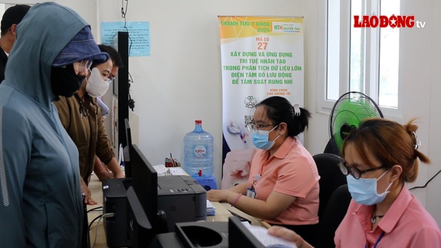 People in Ho Chi Minh City come for eye examinations at the newly increased facility of Ho Chi Minh City Eye Hospital. Photo: Nguyen Ly