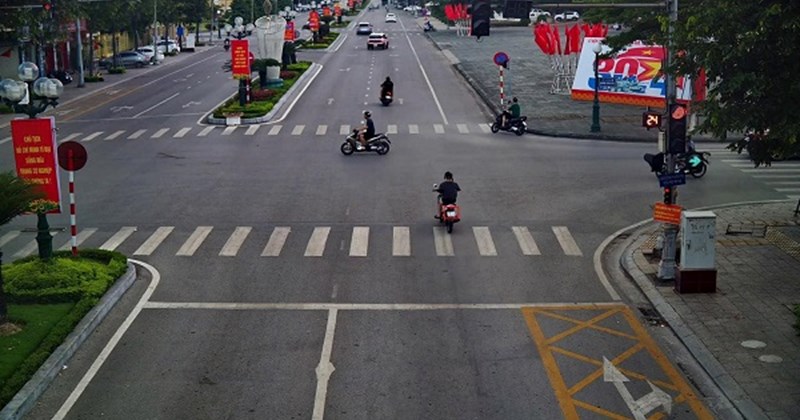 Camera giao thông "bắt" nhiều lỗi vi phạm của người đi xe máy