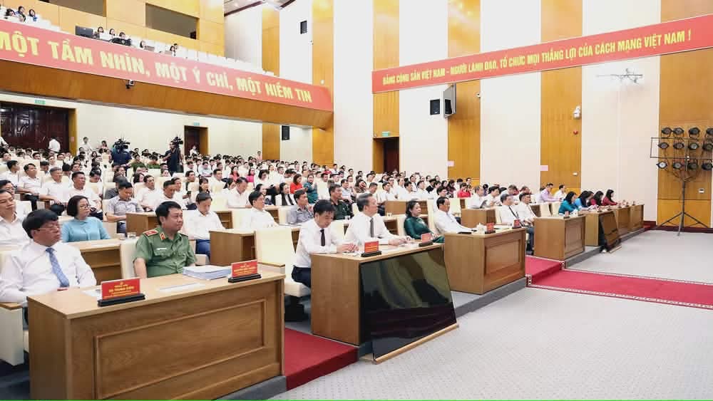 Các đại biểu tham dự chương trình. Ảnh: Đức Thắng