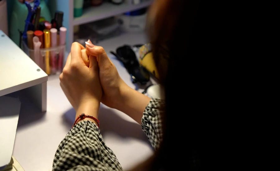 女性は出産後に心理的危機に陥りやすい。写真:フエン・チャン