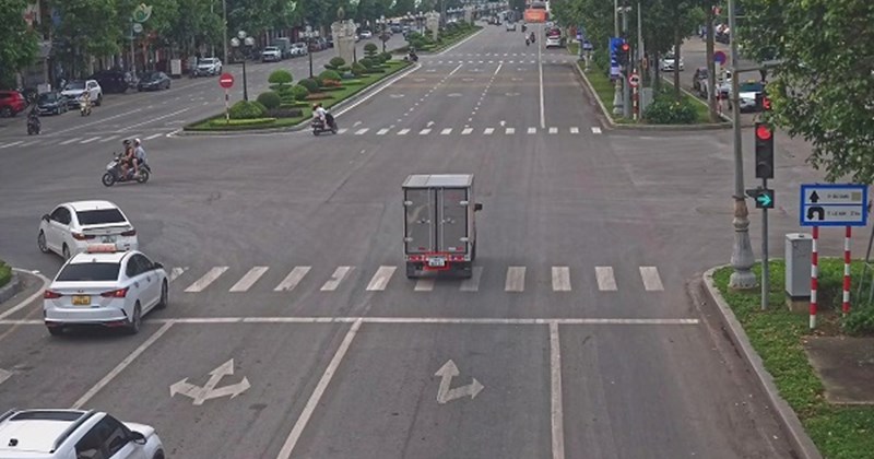 Phạt nguội vượt đèn đỏ: Nhiều chủ xe ô tô bị ảnh hưởng
