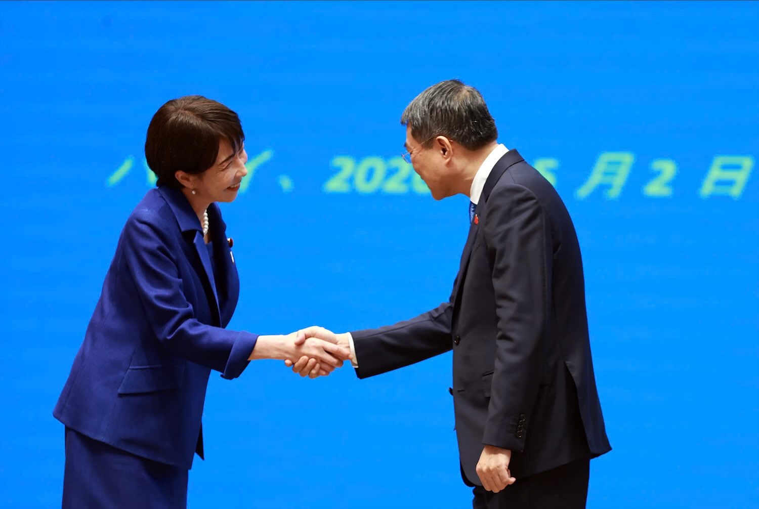 Politburo Member, Prime Minister Le Minh Hung and Japanese Prime Minister Takaichi Sanae. Photo: Hai Nguyen