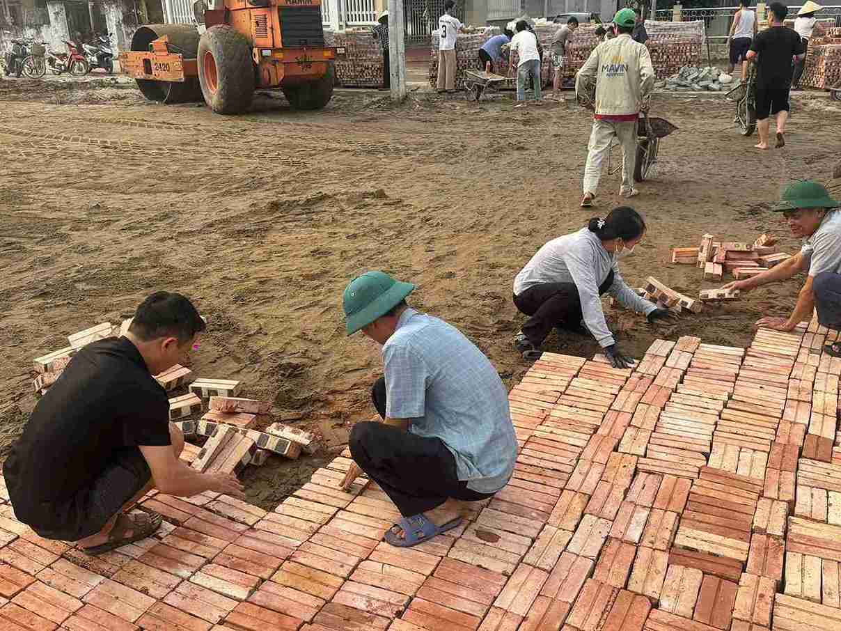 Hoạt động chuẩn bị xây dựng đình gắn với quy hoạch mở rộng Nhà tưởng niệm bà Hoàng Thị Loan.