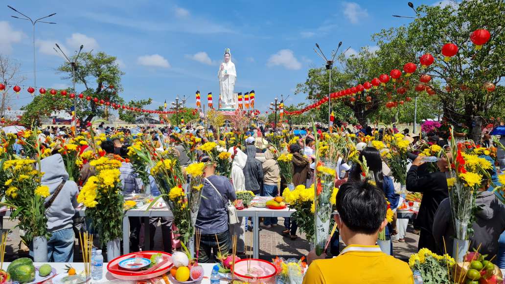 Du lịch tâm lich tại Cà Mau thu hút rất động khách. Ảnh: Nhật Hồ.