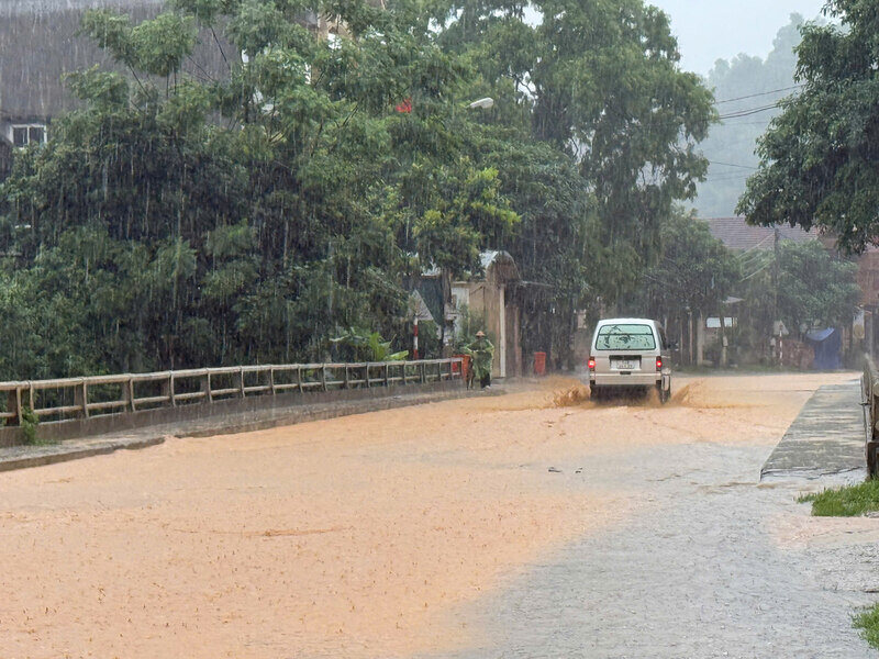 Heavy rain is covering the northern mountainous provinces. Photo: Khanh Linh
