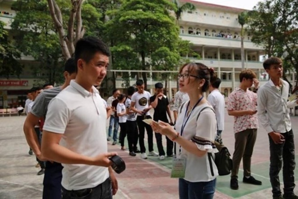 Workers participating in the EPS Program participate in the Korean language exam. Photo: Quang Dai