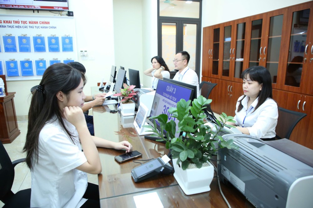 Quỹ tiền thưởng hằng năm nằm ngoài quỹ khen thưởng theo quy định của Luật Thi đua, khen thưởng, được xác định bằng 10% tổng quỹ tiền lương. Ảnh: Phạm Đông