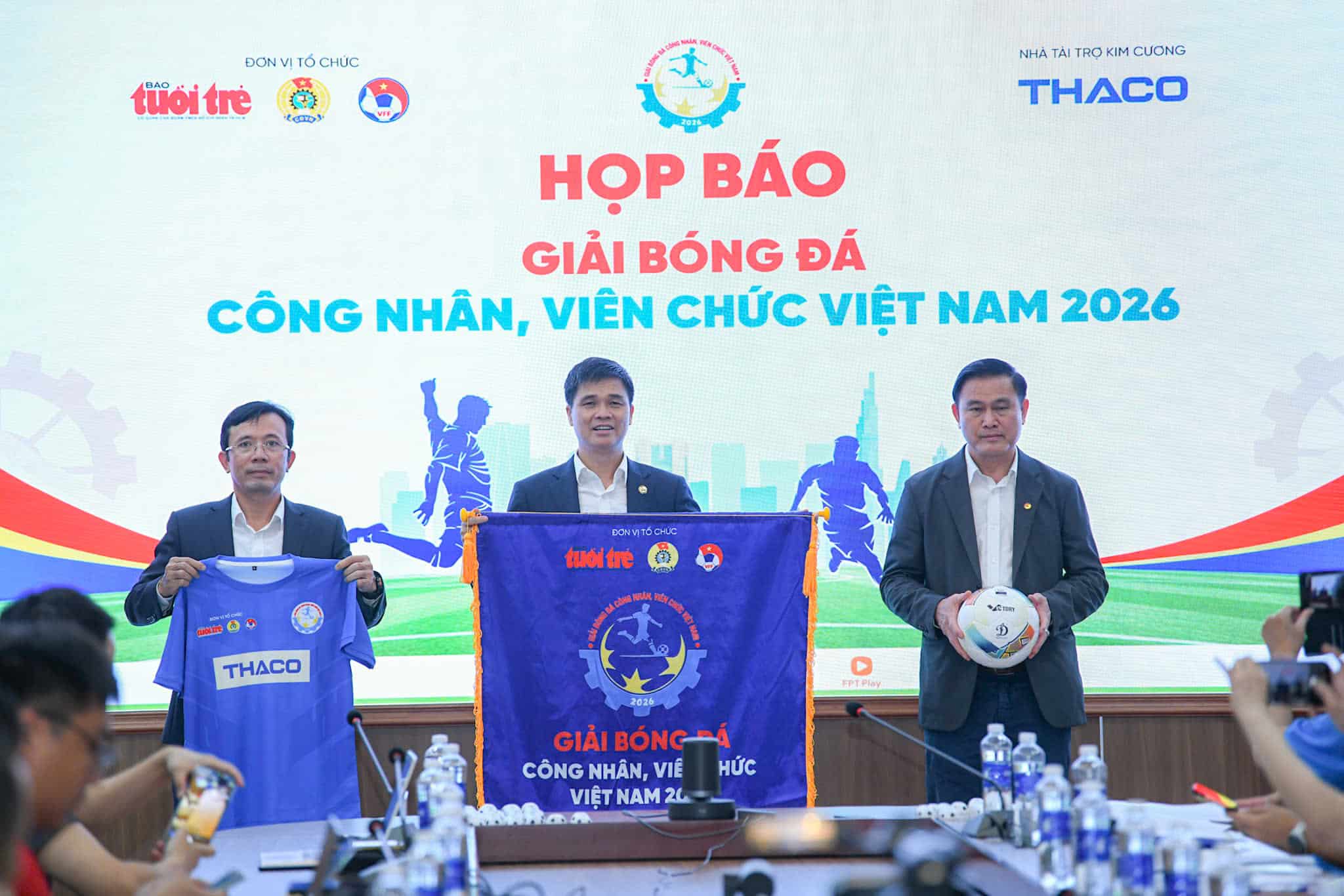 Bộ nhận diện chính thức của 