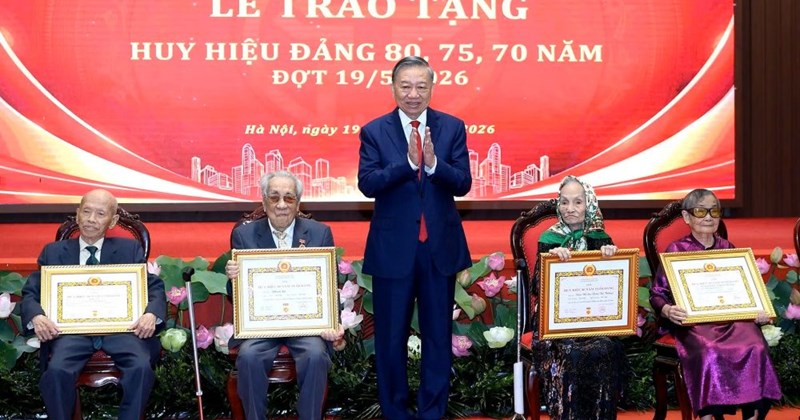 Vị trí càng cao, càng cần khiêm tốn, trong sạch