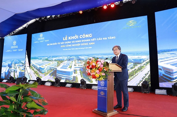 Ông Trương Việt Dũng, Phó Chủ tịch UBND thành phố Hà Nội phát biểu lễ khởi công. Ảnh: Hoàng Yến