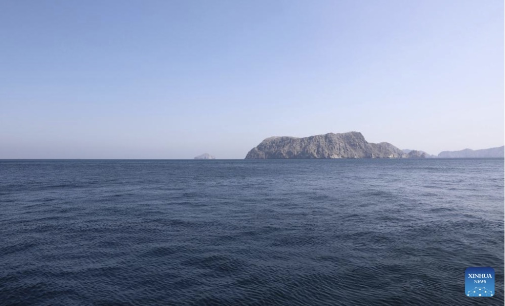 2 Chinese super ships just left Hormuz on May 20. Photo: Xinhua