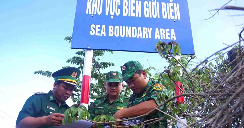 Khánh Hòa cắm 37 biển báo mới tại khu vực biên giới biển