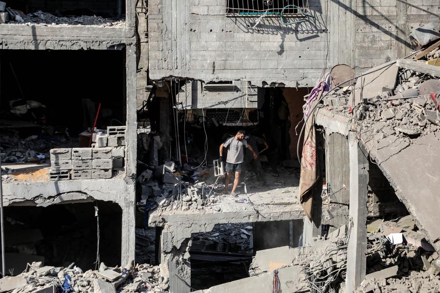 Tieu Nguyen Bao Ngoc - a Vietnamese citizen participating in the train of the Global Sumud Flotilla organization heading to the Gaza Strip and arrested by Israeli authorities. Pictured is a residential area in the devastated city of Gaza. Photo: Xinhua