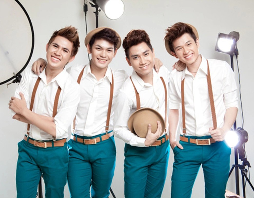 V.Music group members. Photo: Thanh Pham.