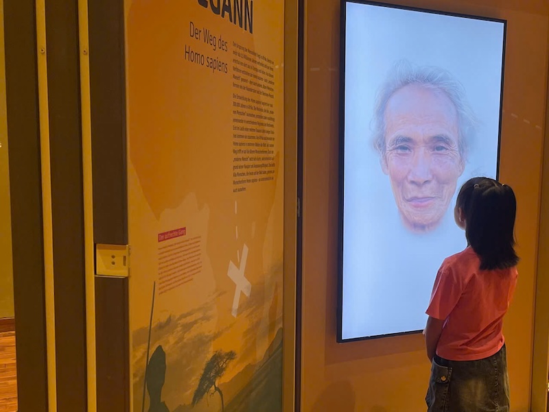 The 3D LED screen is used to attract the attention of young children at the Da Nang Museum. Photo: Ngoc Oanh
