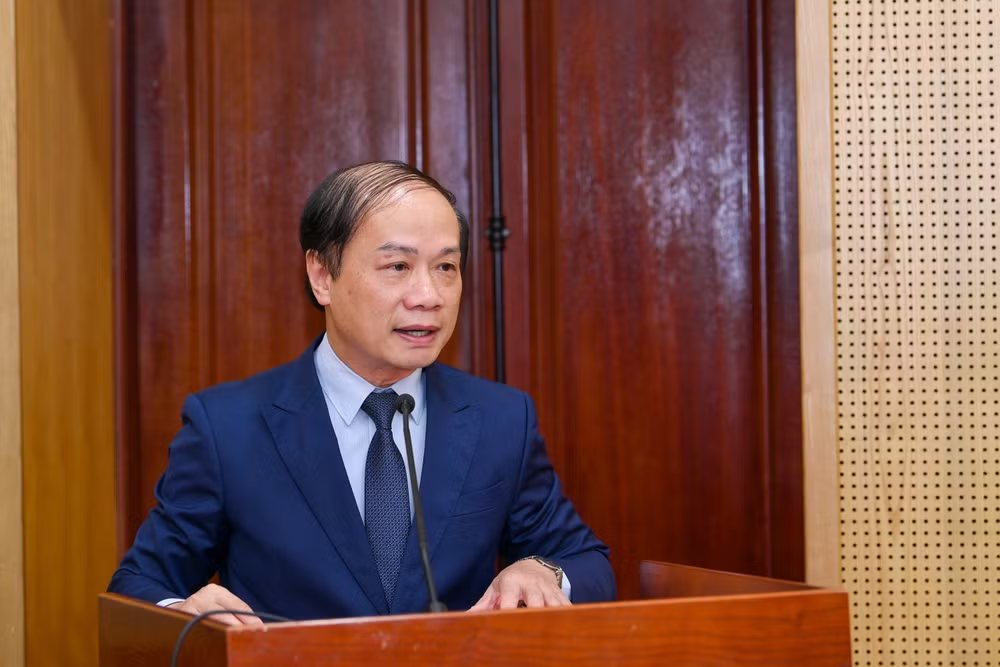 Tân Bí thư Đảng ủy Cơ quan Ban Tuyên giáo và Dân vận Trung ương Phạm Tất Thắng phát biểu nhận nhiệm vụ. Ảnh: Thế Đại
