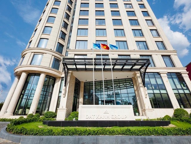 Las acciones de DXG se negocian activamente el día en que Dat Xanh Group anunció un nuevo nombre, Blue Marq Group Joint Stock Company. Foto: Fuente DXG