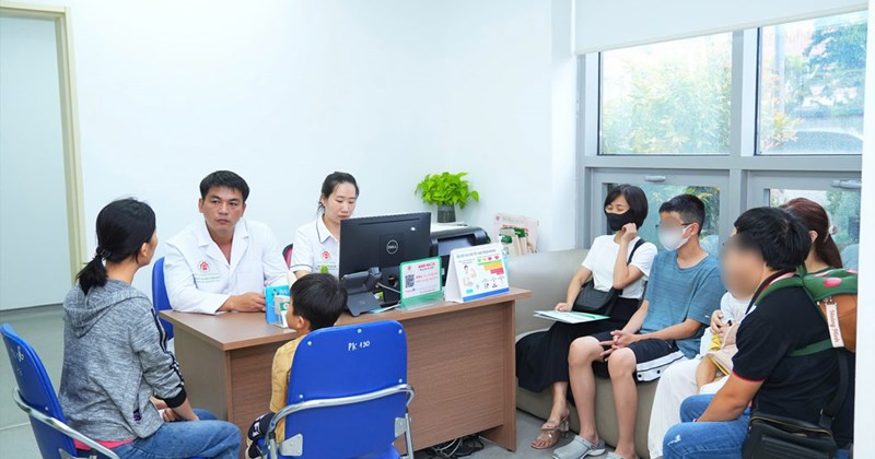 Cơ hội khám, phẫu thuật miễn phí dị tật sinh dục cho trẻ khó khăn
