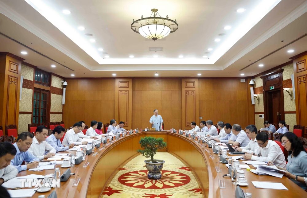 General Secretary and President To Lam emphasized the requirement not to let national resources lie idle in procedures, in disputes, in fear of responsibility or in slow coordination between agencies. Photo: VNA