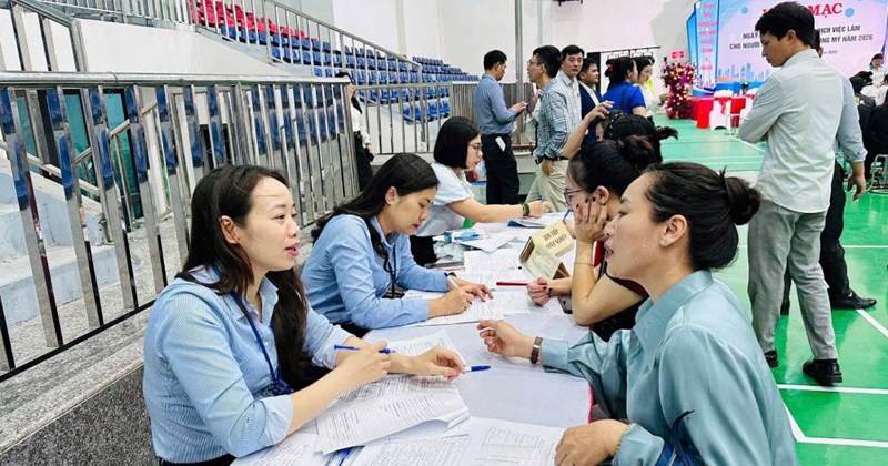 Hà Nội: Sắp tuyển 572 nhân sự, lương từ 15 triệu đồng/tháng