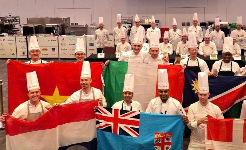 The Vietnamese Chef Team won the Silver Medal at the Global Chefs Challenge 2026